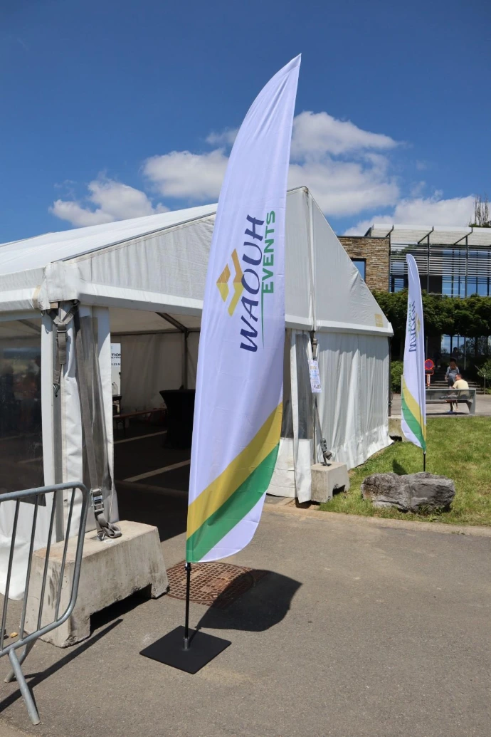 Entrée événement beach flag professionnel