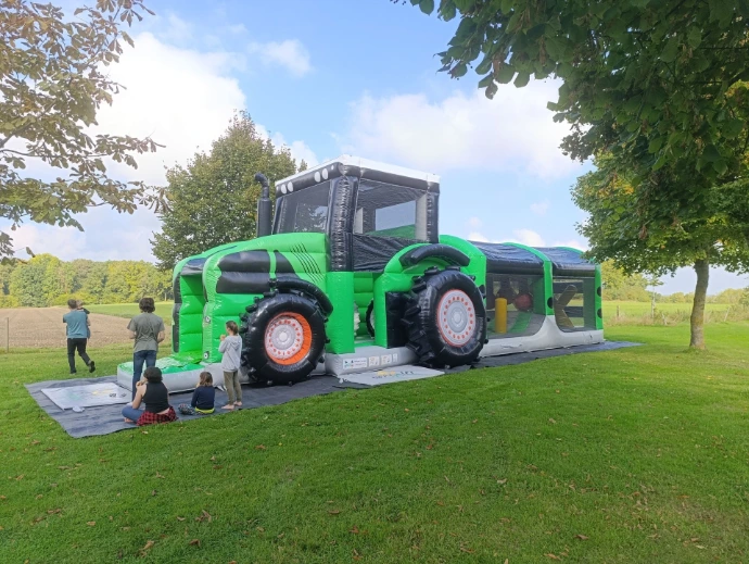 Châteaux gonflables à louer province Namur
